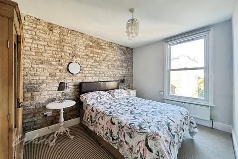 3 bedroom apartment to rent, Kent Place Ramsgate CT11