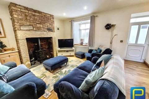 3 bedroom terraced house for sale, 72 King Street, Seahouses, Northumberland, NE68 7XS