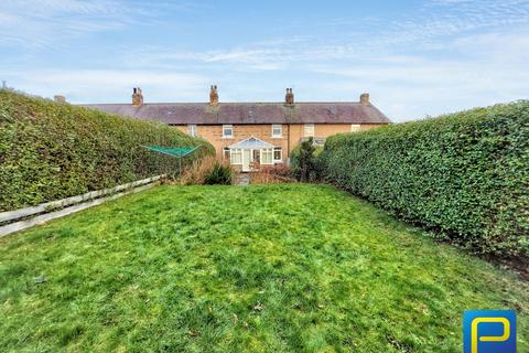 3 bedroom terraced house for sale, King Street, Seahouses, Northumberland, NE68 7XS
