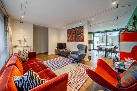 2 bedroom apartment for sale, Brandram Road, London
