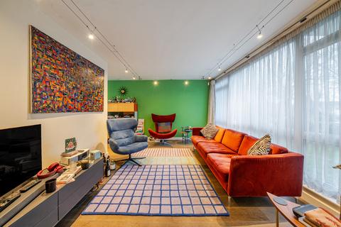 2 bedroom apartment for sale, Brandram Road, London