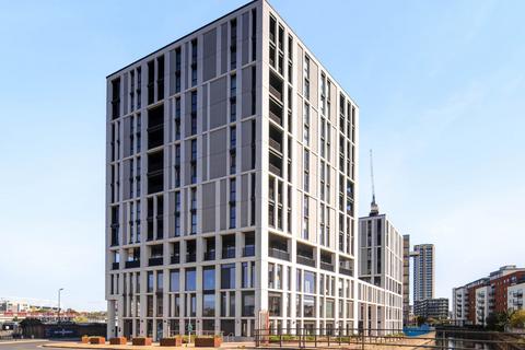 3 bedroom flat for sale, Marshgate Lane, London, E15