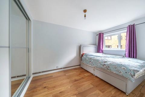 1 bedroom flat to rent, Lawn Road, Uxbridge, UB8