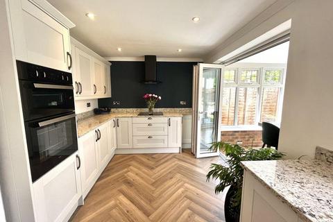 undefined, Old Monteagle Lane, Hampshire GU46