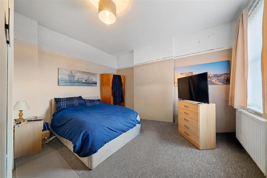 Bedroom2a.ARW.jpg