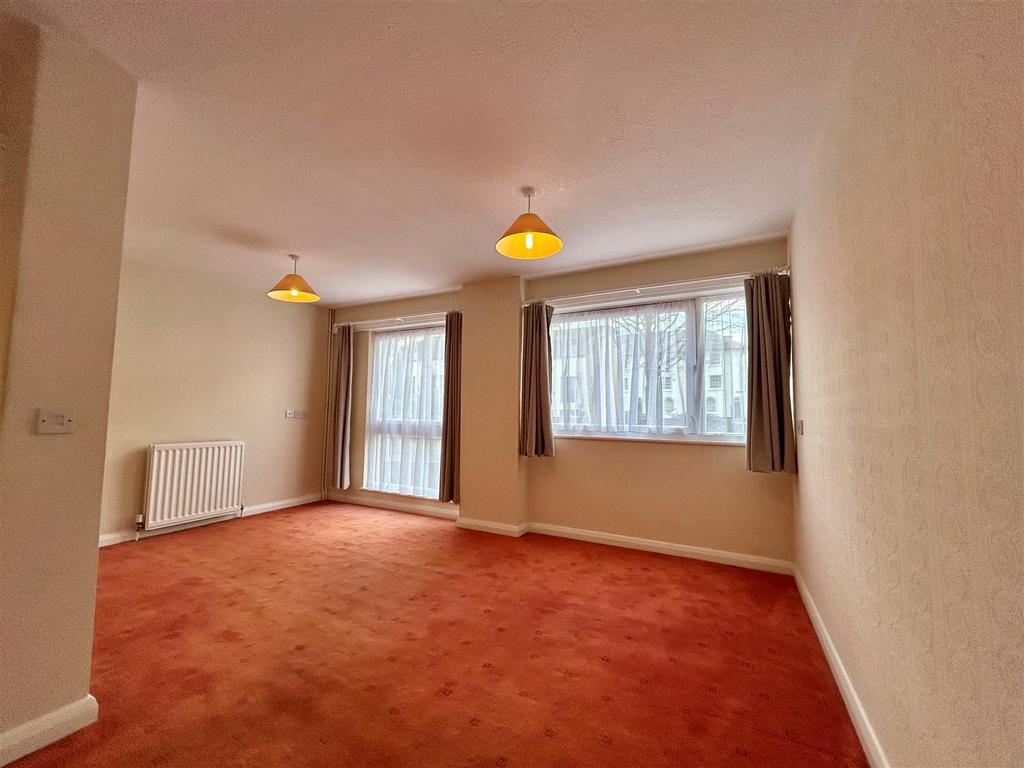 Bedroom 2 first floor.jpg