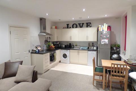 1 bedroom apartment to rent, Station Road, Portslade
