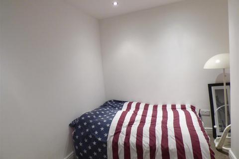 1 bedroom apartment to rent, Station Road, Portslade