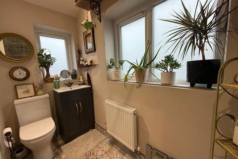 2 bedroom terraced house for sale, Brook Street, Old Quarter, Stourbridge, DY8 3UX