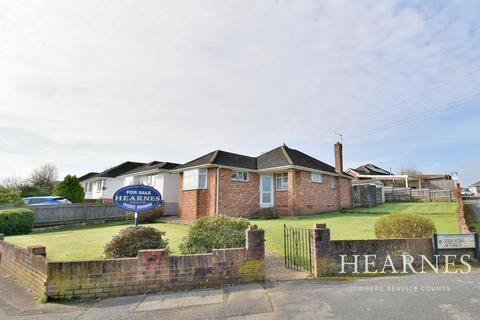 2 bedroom detached bungalow for sale, Shapland Avenue, Bournemouth, BH11