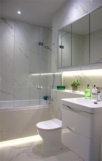 2 bedroom apartment to rent, City Reach, London, EC1V