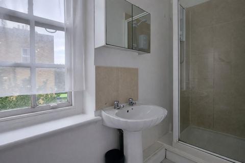 Studio to rent, Teesdale Close, London, E2