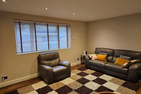 1 bedroom flat to rent, Thomas A Beckett Close, Wembley, HA0