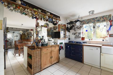 5 bedroom semi-detached house for sale, The Old Endeavour, Shatterling