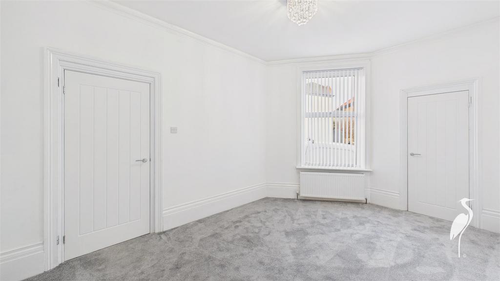 Dining Room/Bedroom 4
