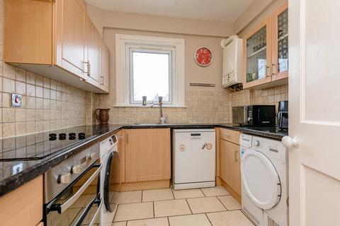 2 bedroom flat for sale, 56/3 Parkhead Loan, Parkhead, EH11 4SL