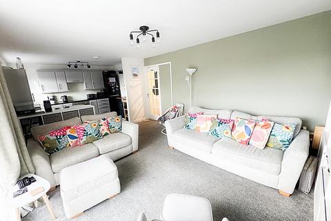 2 bedroom flat for sale, Augusta Court, Hadrian Park