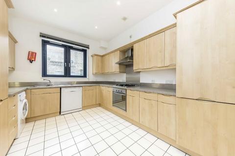 2 bedroom house to rent, Fenwick Place, London SW9
