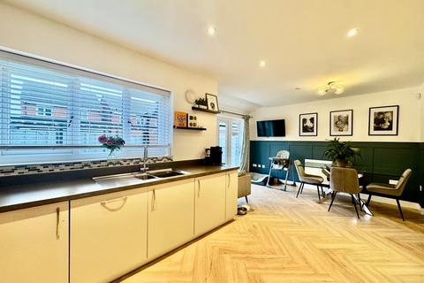 4 bedroom detached house for sale, Wootton Mews, Manchester M28