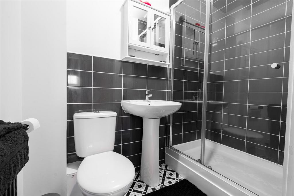Ensuite.jpg