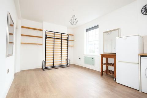 Studio to rent, Teesdale Close, London, E2