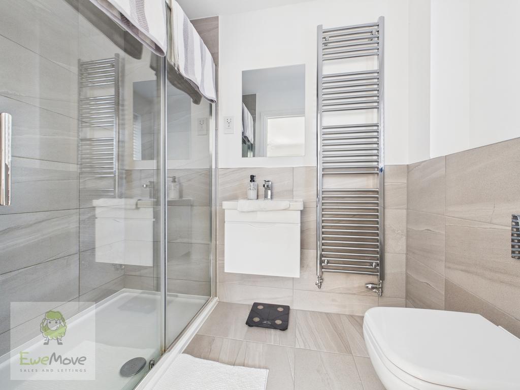 Ensuite Shower Room