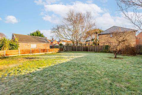 4 bedroom detached house for sale, Gorleston Road, Oulton Broad North