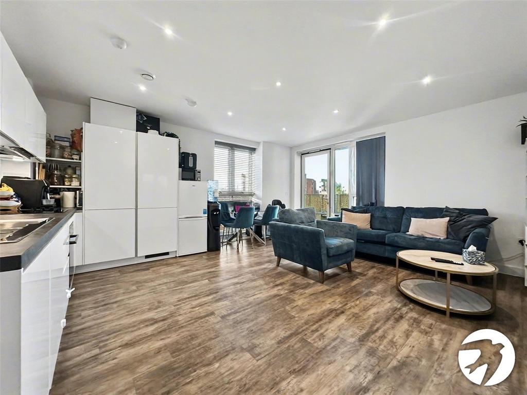 Lounge/Kitchen