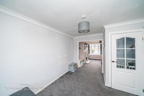 3 bedroom semi-detached house for sale, Kingswood Drive, Walsall WS6
