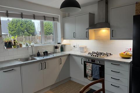3 bedroom bungalow to rent, Duxbury Avenue, Little Lever, BL3