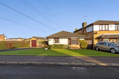 undefined, Ynysddu, Pontyclun CF72