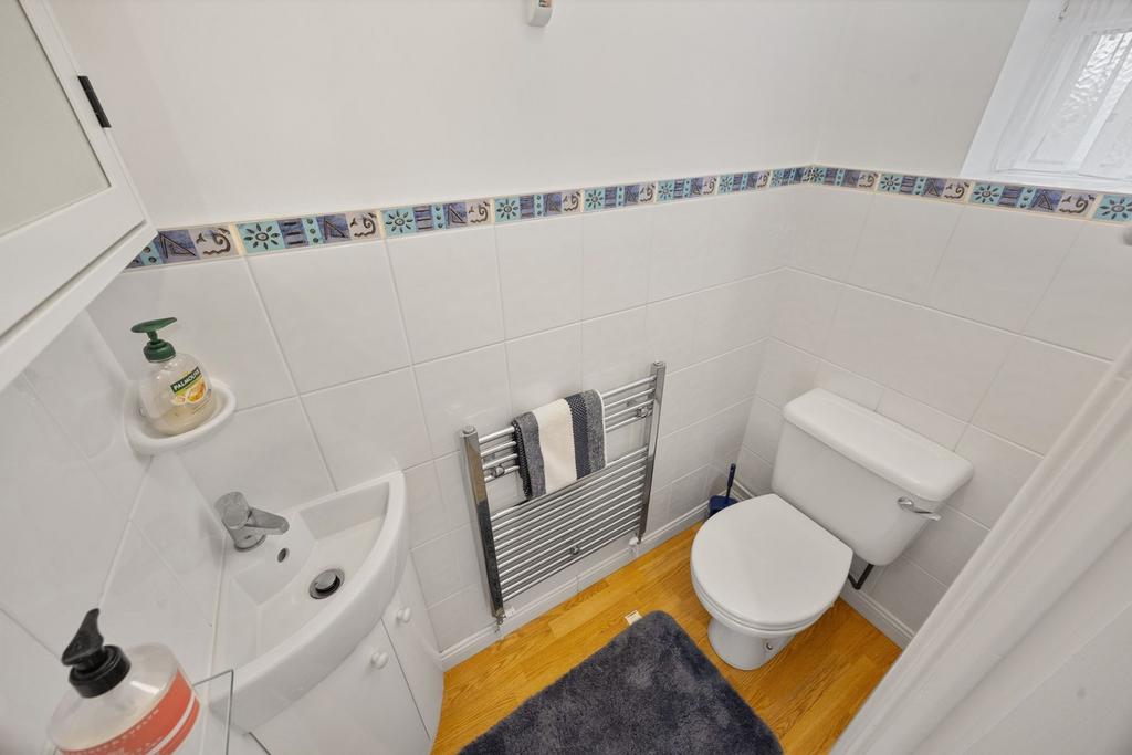 Cloakroom/WC