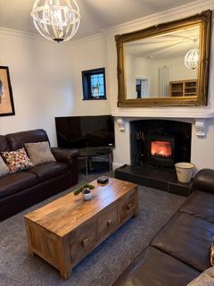 2 bedroom semi-detached house to rent, Park Street, Madeley TF7