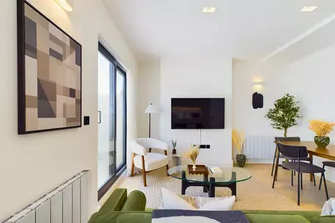 1 bedroom serviced apartment to rent - Malvern Road, London NW6