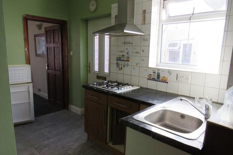 1 bedroom flat to rent, Norwood Gardens, Southall UB2