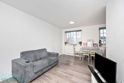 4 bedroom apartment to rent, 19 Melville Road, East Sussex BN3