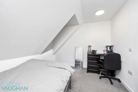 4 bedroom apartment to rent, 19 Melville Road, East Sussex BN3