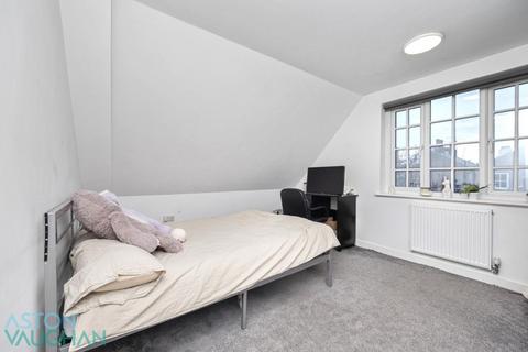 4 bedroom apartment to rent, 19 Melville Road, East Sussex BN3
