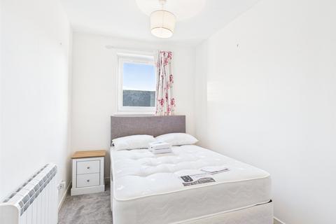 2 bedroom apartment to rent, Easter Road, Leith, Edinburgh, EH6