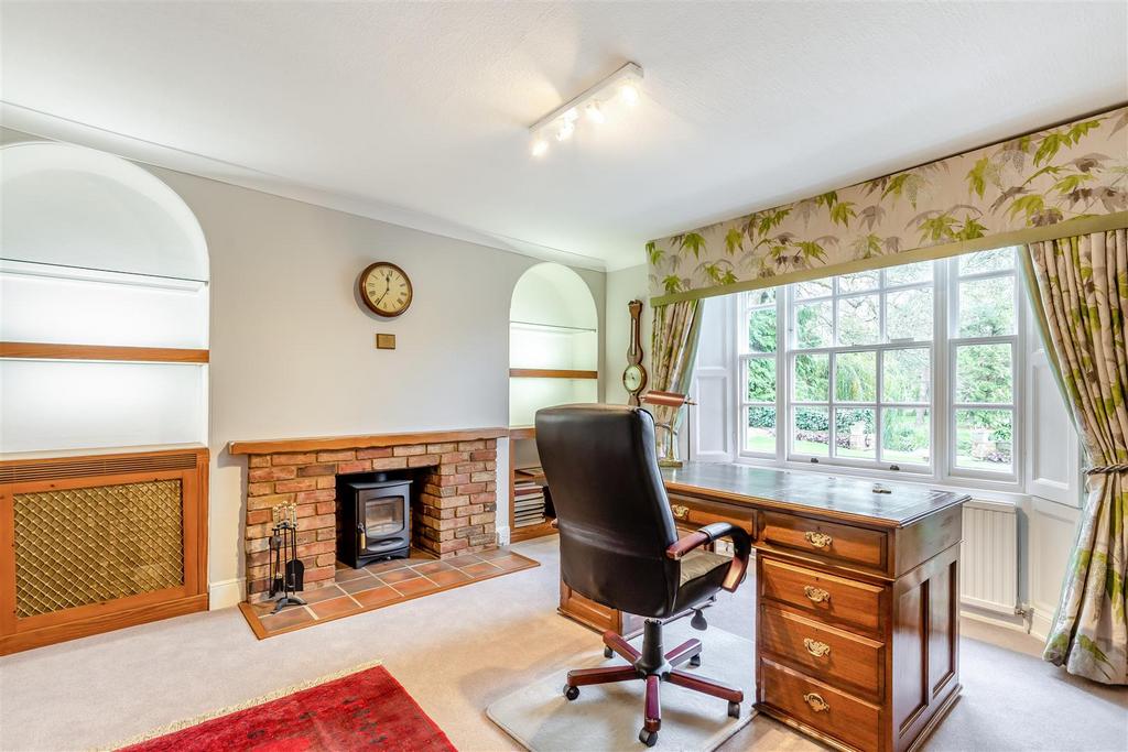 8669303-interior11.jpg