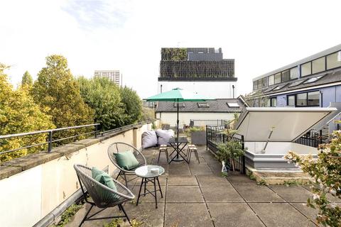 3 bedroom terraced house to rent, Florida Street, Shoreditch, London, E2