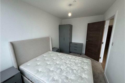1 bedroom flat to rent, Talbot Road, Old Trafford, M16