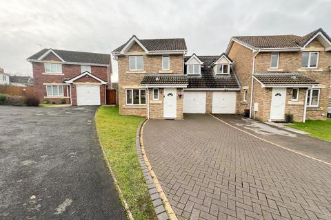 3 bedroom detached house for sale, Vale Reach, Pencoed, Bridgend, CF35 6LG