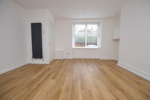 3 bedroom terraced house to rent, Mort Street, Wigan, Lancashire