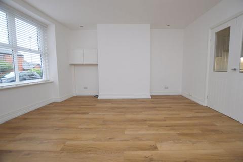 3 bedroom terraced house to rent, Mort Street, Wigan, Lancashire