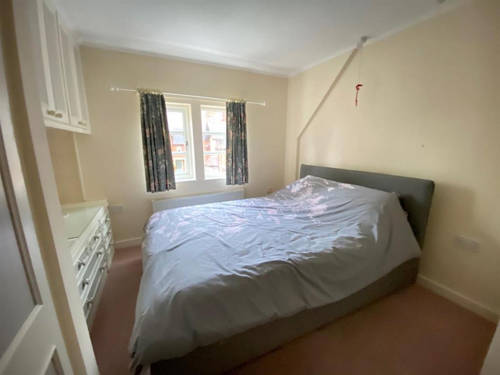 Bedroom One.jpg
