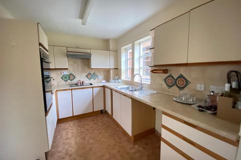 2 bedroom retirement property for sale, Pyndar Court, Newland, Malvern