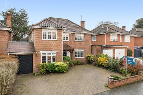 4 bedroom detached house for sale, Daneswood Close, Weybridge, Surrey, KT13