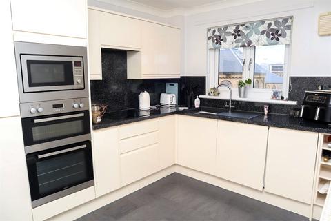 2 bedroom flat for sale, Hyndford Road, South Lanarkshire ML11