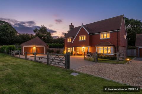 5 bedroom detached house for sale, Pavilion Close, Thakeham, RH20